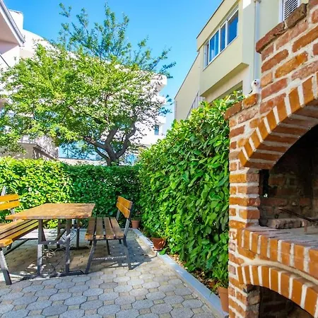 Joskic Nedaleko Plaze Apartment Makarska