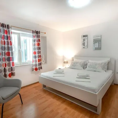 Appartement Joskic Nedaleko Plaze *